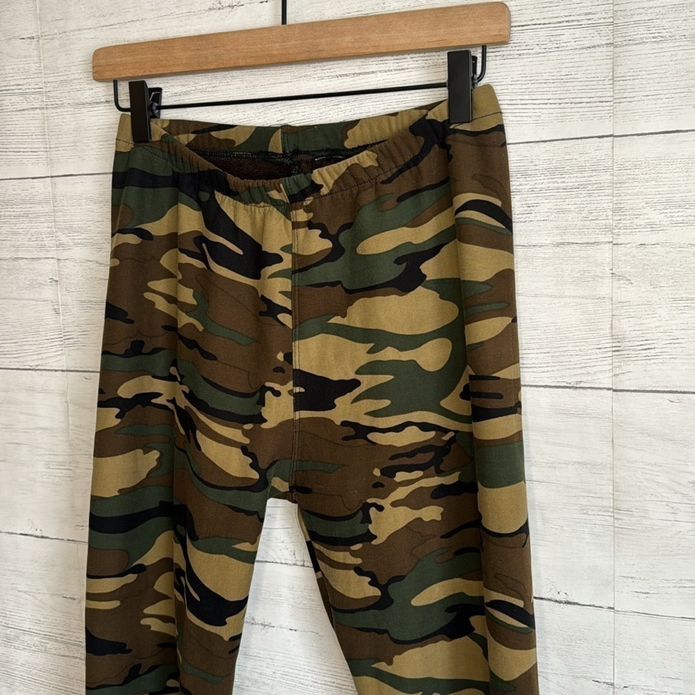 Camouflage Leggings with Soft Fabric | ONE SIZE - Picture 3 of 9